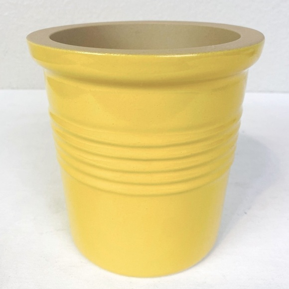 The Pampered Chef Family Heritage Yellow Stoneware Crock 6” - Picture 3 of 5